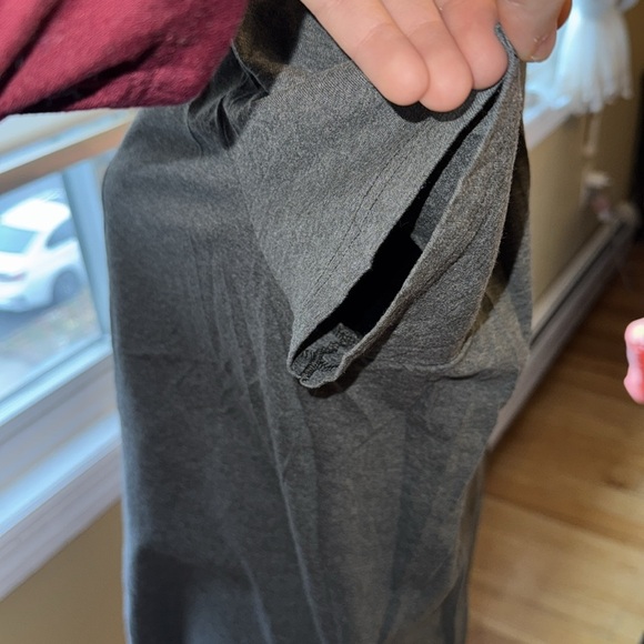 BRAND NEW WOMENS DISBEY T-SHIRT FOR SALE SIZE LARGE MINNIE MOUSE - Picture 5 of 6